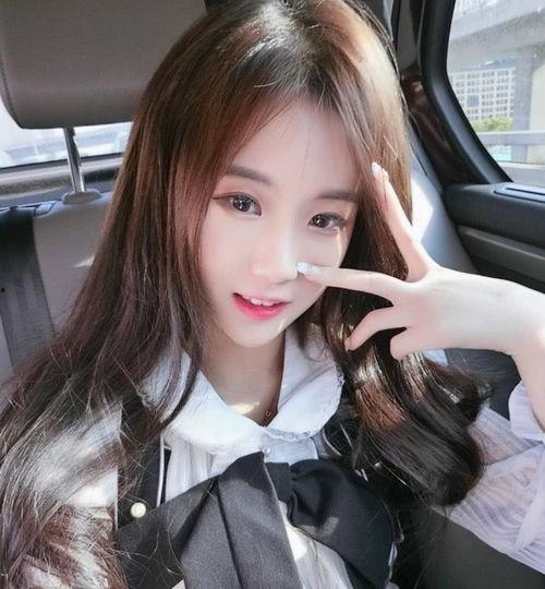 网红李由快手号,短视频时代的魅力演绎者